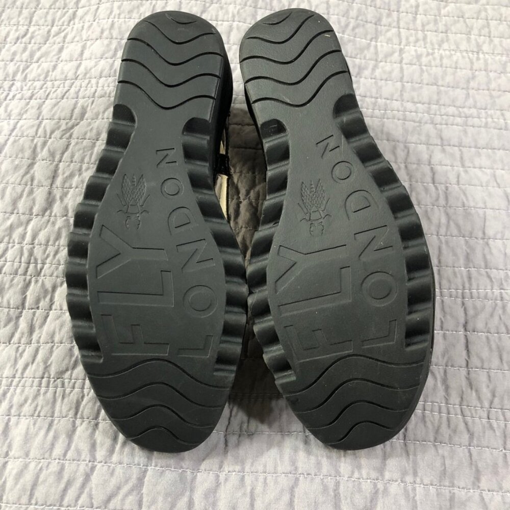 Fly London Wedge Size 41 EU 10 US Yadi Interwoven Straps Peep Toe Black Patent - Picture 11 of 13